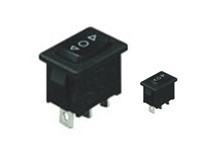 供應產(chǎn)品 工廠供應32&times;14mm雙邊復位船型翹板開關(guān) 中國工業(yè)電器網(wǎng)